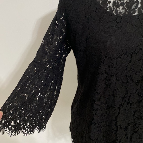 Isaac Mizrahi Black Lace Bell Sleeve Top -Perfect for Any Occasion - Picture 6 of 10